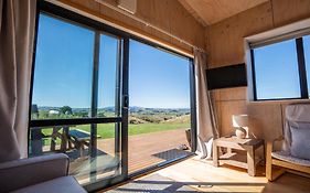 Country Studio With A View - Near Raglan